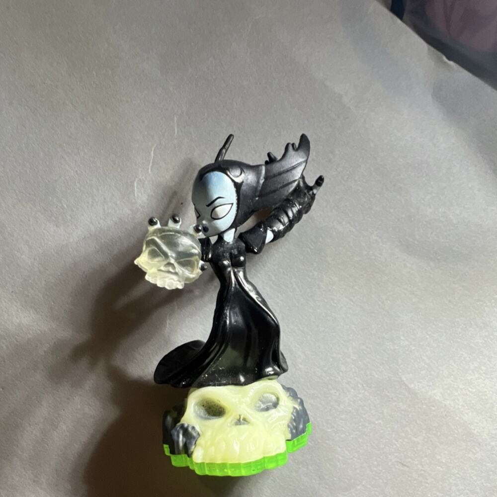 Activision Hex Glow-in-the-dark Skylanders Character Figure Spyro E4112